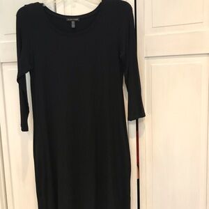 Eileen Fisher Viscose Slimming dress w/ 3/4 sleeve & side pockets - XS
